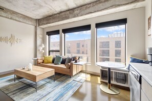 Apartment (1 Bedroom) | Living room | TV