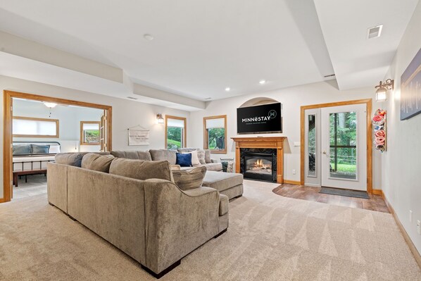 Studio (3 Bedrooms) | Property amenity