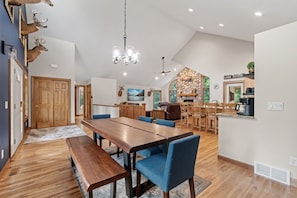 开间 (3 Bedrooms) | 住宿内部