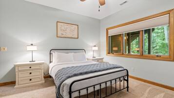 Estudio (3 Bedrooms) | Servicio de la propiedad