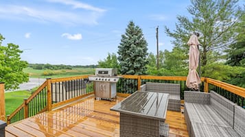Studio (2 Bedrooms) | Property amenity