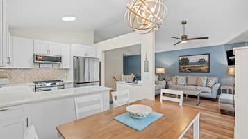 Studio (2 Bedrooms) | Interior