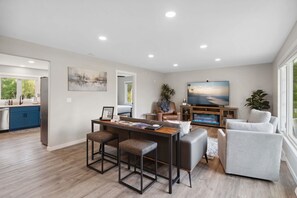 House (5 Bedrooms) | Property amenity - The Cottage at Enchanted Pines (Sauk Rapids)