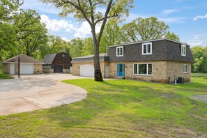 House (5 Bedrooms) | Property amenity