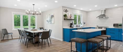 House (5 Bedrooms) | Private kitchen