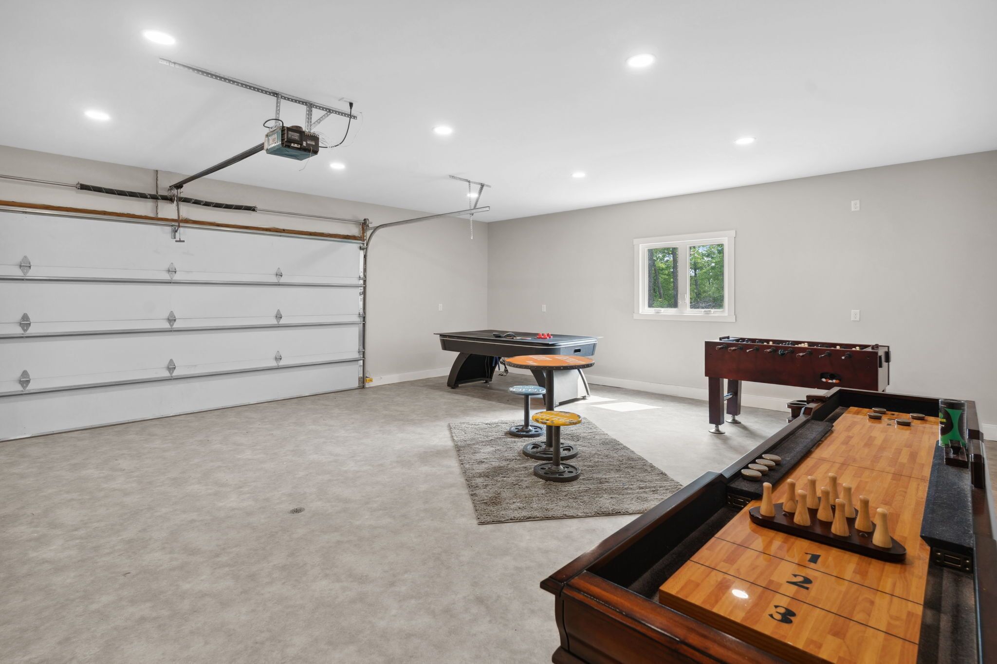 House (5 Bedrooms) | Property amenity