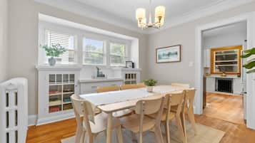 House (4 Bedrooms) | Property amenity
