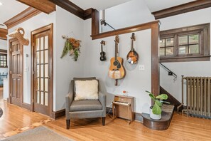 House (4 Bedrooms) | Property amenity