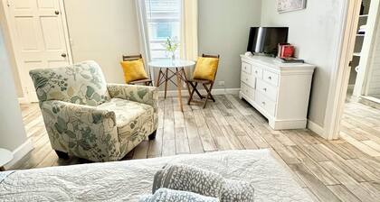 Atlantic Ave Cozy Apartment!