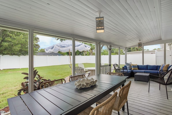 Outdoor dining