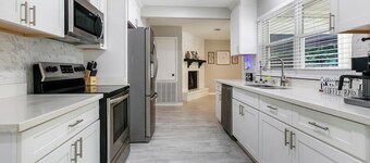 Spacious 4-bedroom house in charming Slidell with AC