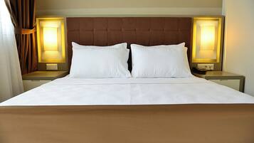 Superior Room, Housekeeping, City View | Egyptian cotton sheets, premium bedding, free minibar items