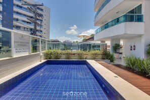 Basic Apartment | Kolam renang