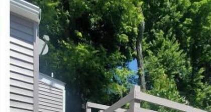 Beach guest house, Free parking close to Boston