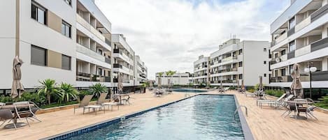 Basic Apartment | Pool | Outdoor pool