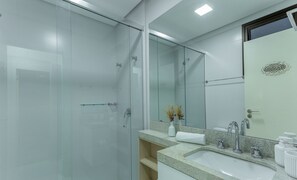 Apartamento básico | Banheiro