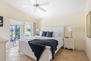 3 室のベッドルーム、アイロン / アイロン台、インターネット、ベッドシーツ