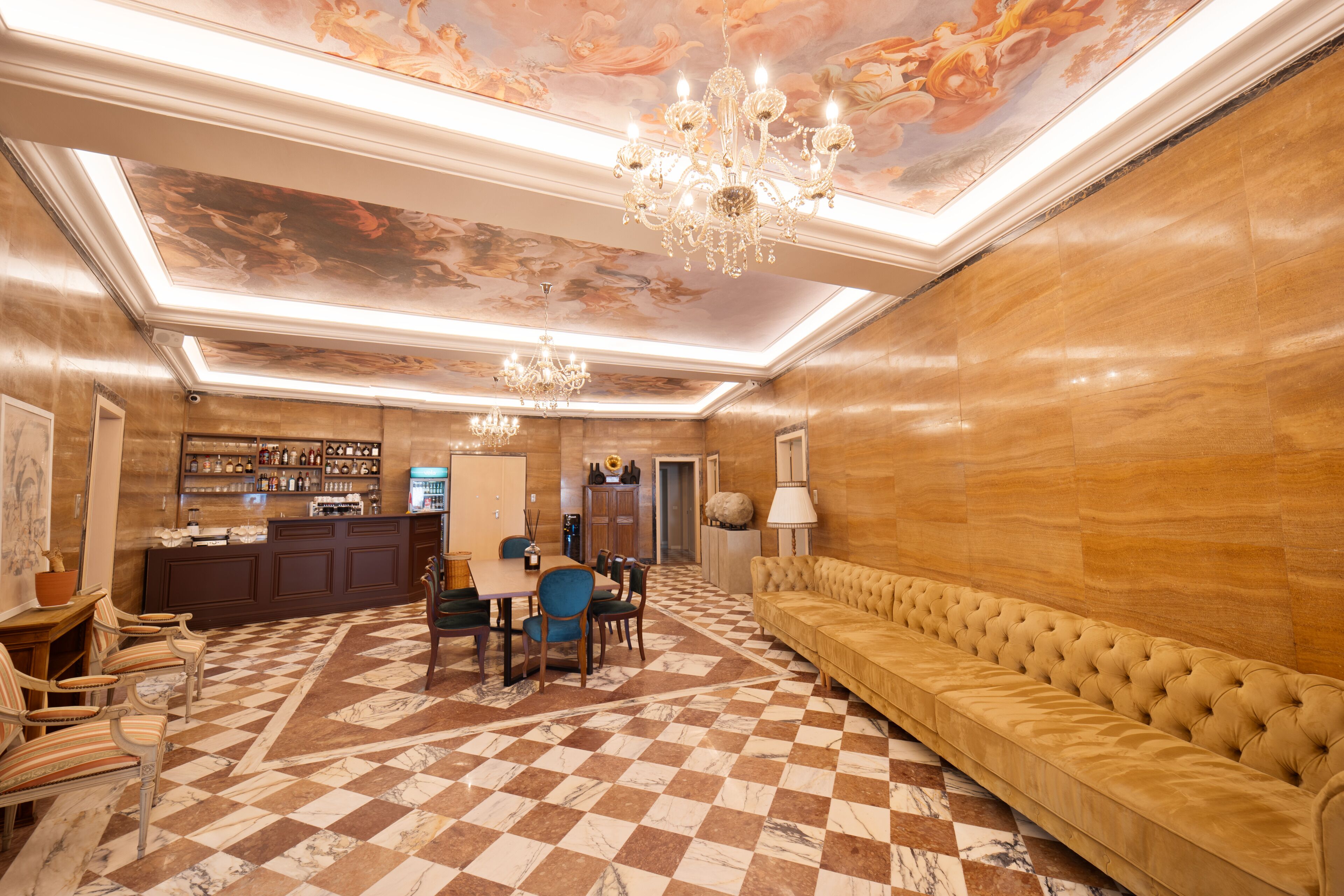 Een ledtelevisie, een tabletcomputer, Netflix en een dvd-speler