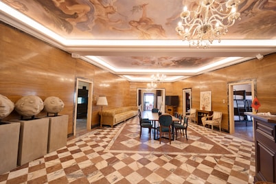 2115 Boutique Hostel