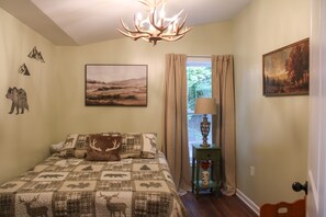 1 Schlafzimmer, Schreibtisch, Bügeleisen/Bügelbrett, kostenloses WLAN