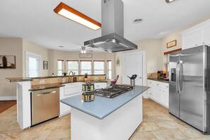 Uklassifisert bilde, 2 av 42, knapp