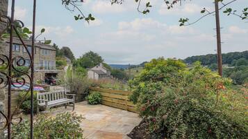 Khuôn viên nơi lưu trú