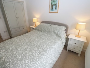 4 habitaciones, decoración personalizada y muebles diferentes
