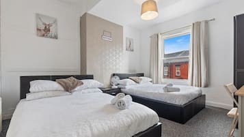 2 soverom, strykejern/-brett, wi-fi (inkludert) og sengetøy