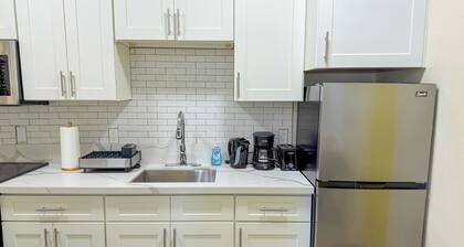 Stylish and modern 1-bedroom cottage in fantastic Williams Town