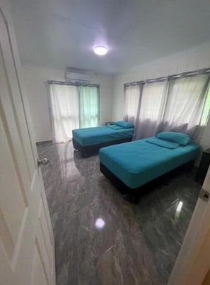 2 bedrooms