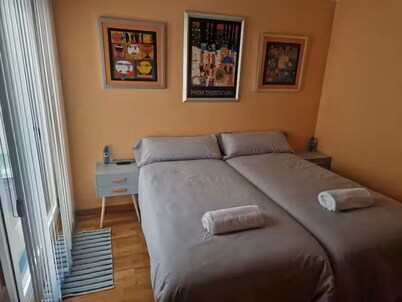 FLAT BOUZAS-VIGO. 2 BEDROOMS AND 2 BATHROOMS w/PARKING and V.E. LOADER.