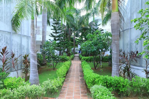 Anton White Villas Resort