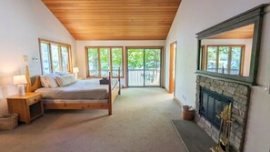 5 bedrooms, bed sheets - Temple’s Sunset Harbor (Newbury)