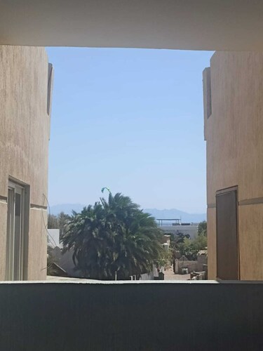 Welcoming 2-bedroom apartment with AC in charming Dahab