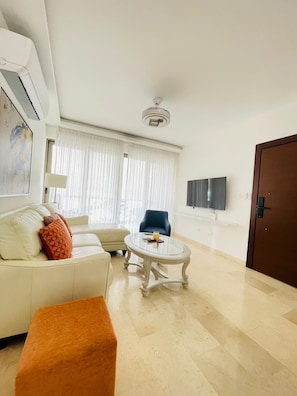 Luxury Apartment, Balcony | Living area