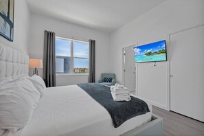 3 chambres, fer et planche à repasser, Wi-Fi gratuit, draps fournis