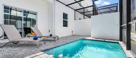 Opvarmet pool
