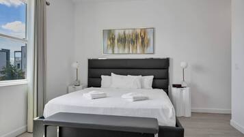 4 habitaciones, escritorio, tabla de planchar con plancha y wifi gratis