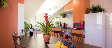 Cosy Apartment with Stunning River view in Alfama | Privát konyha