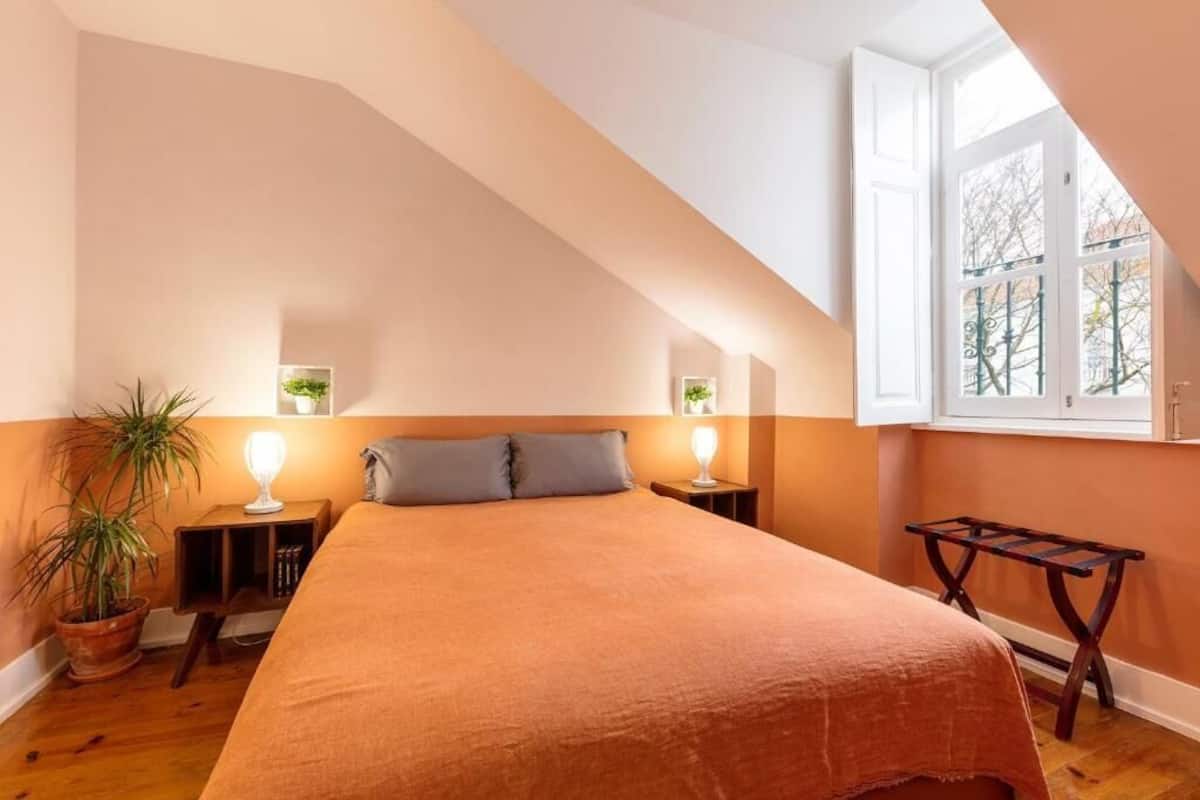 Double Room 3rd Floor with A/C | ตู้นิรภัยในห้องพัก, ผ้าม่านกันแสง, เปล/เตียงเด็กอ่อน (ฟรี), Wi-Fi ฟรี