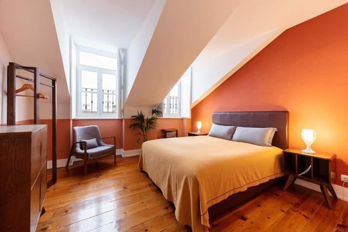 Cosy Apartment with Stunning River view in Alfama | ตู้นิรภัยในห้องพัก, ผ้าม่านกันแสง, เปล/เตียงเด็กอ่อน (ฟรี), Wi-Fi ฟรี