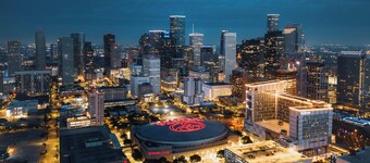 New, Cozy, Luxurious 3-Bedroom House near NRG Stadium, NASA, & Downtown Houston