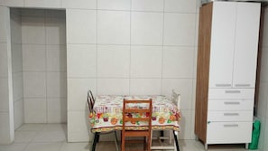 Comfort House, Patio | Dining room