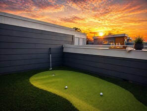 Property grounds - Madmen Loft w/ Uptown Rooftop Views (Charlotte)