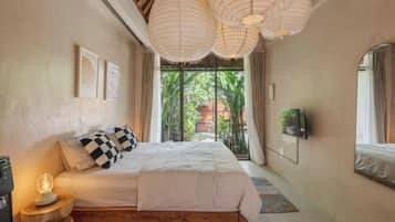 1 bedroom, in-room safe, desk, iron/ironing board