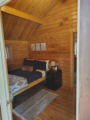 Cabin, Park View