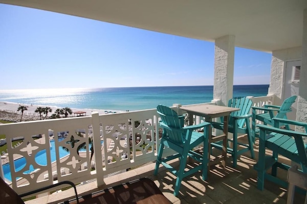 Condo, 2 quartos, varanda, vista para o pátio | Terraço/pátio