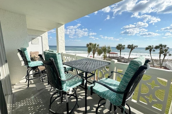 Condo, 2 Bedrooms, Patio, Courtyard View | Terrace/patio