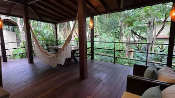 Chalet | Restaurante al aire libre