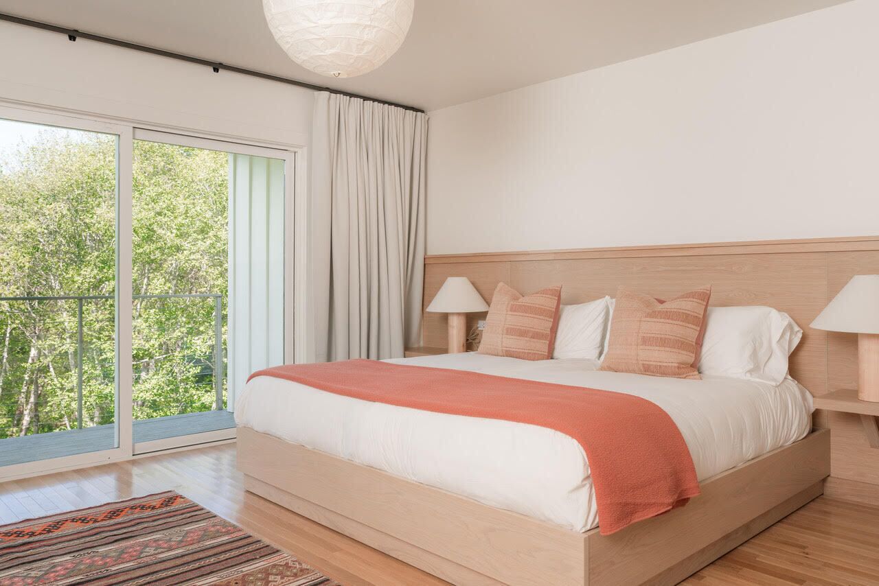 Premium Room, Balcony, Partial Ocean View | Premium bedding, laptop workspace, free WiFi